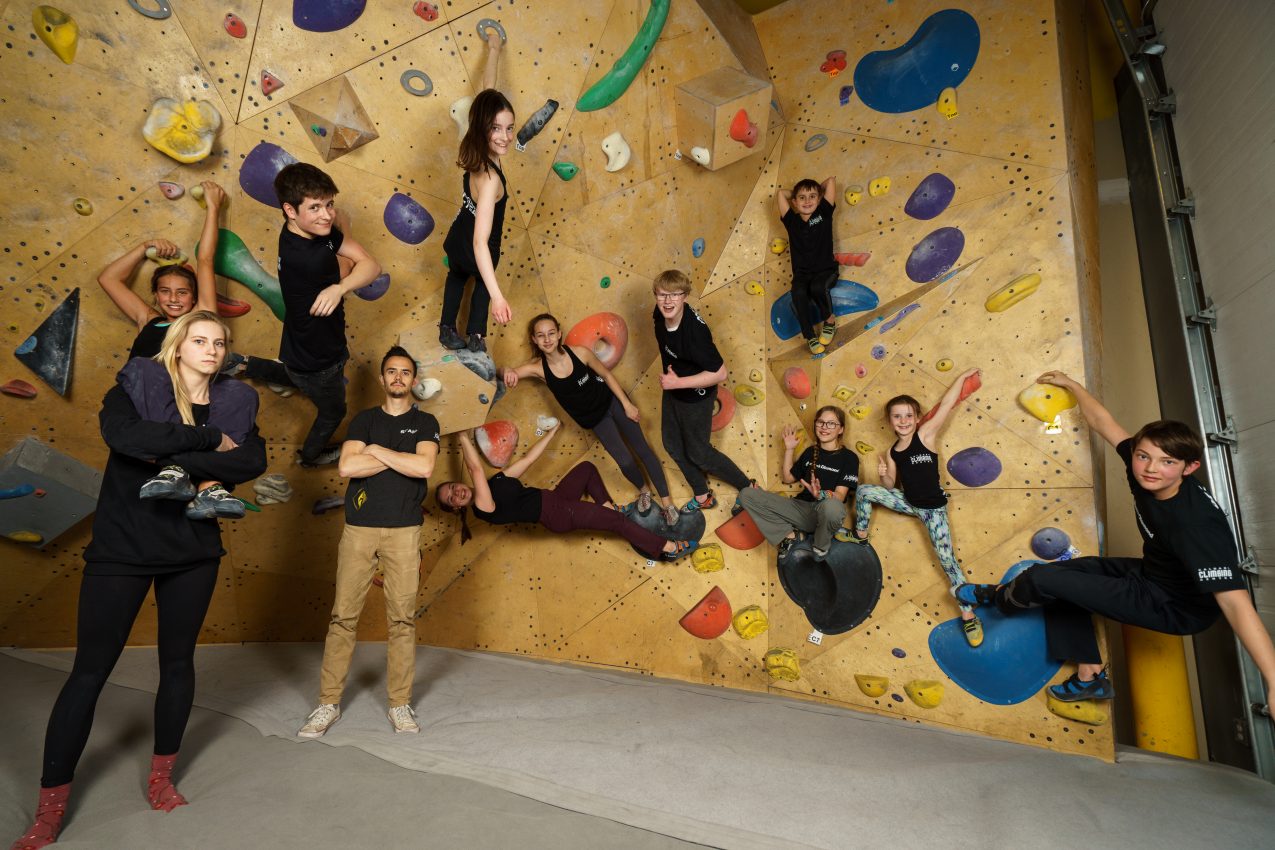 Hangers Calgary at Sarah Dolph blog